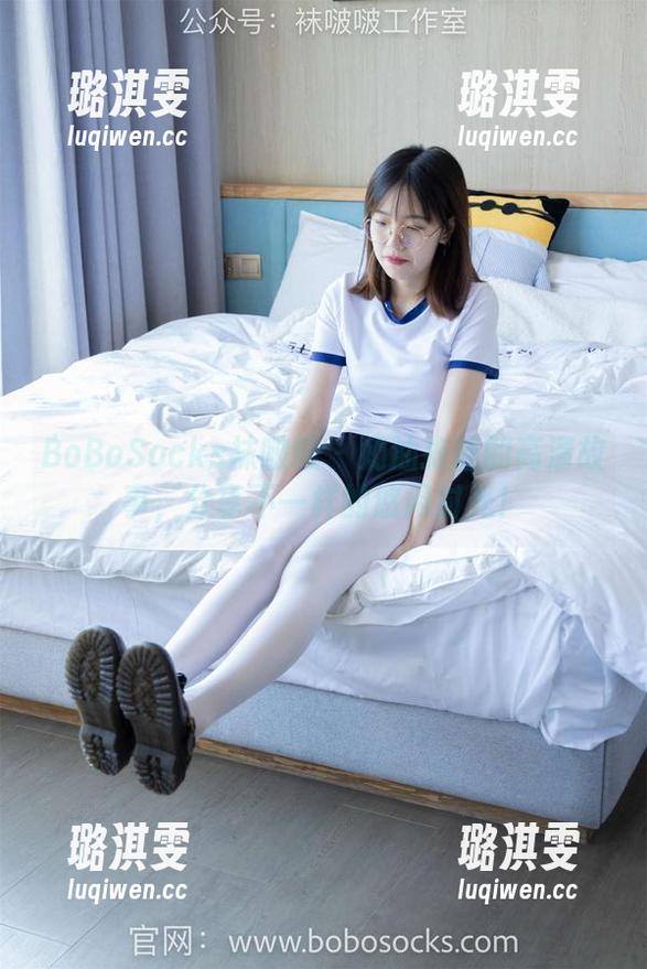BoBoSocks袜啵啵-奶油 BoBoSocks袜啵啵 - 奶油拖鞋的高清故事,分享不一样的悠闲时光!