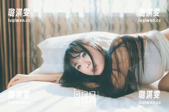 GIRLT果团网 - 小九九的灰丝，高清作品集里的小秘密！
