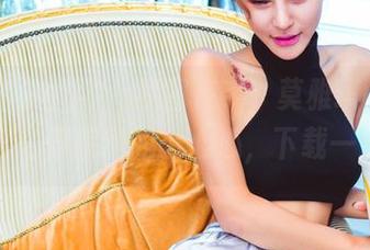 GIRLT果团网 – 原图在手，莫雅琪的白丝就是这么俘获我的小心心，下载一波吧！