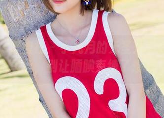 IMiss爱蜜社 – 小九月的无圣光写真：裤里丝，别让腼腆束缚了想象