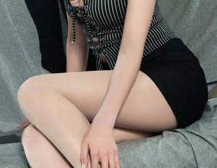 Ligui丽柜 – 白雪郊野写真新鲜出炉，图片更新！天冷得像冰块，但她依然玩得热火朝天～