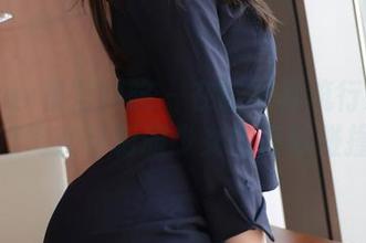 MFStar模范学院 – 在线写真流行趋势：揉揉肉肉与制服少女的奇妙碰撞！