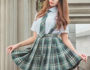 Money冷冷的体操服壁纸：让你每天都能被运动的美好唤醒。