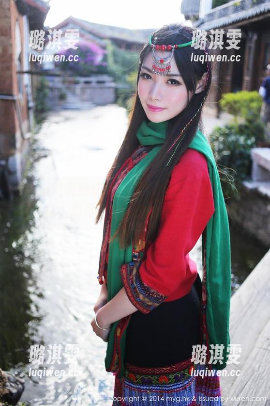 MyGirl美媛馆-小海臀rena MyGirl美媛馆 - 小海臀rena校服美图,图包让人忍俊不禁,快来一起欢乐一夏!