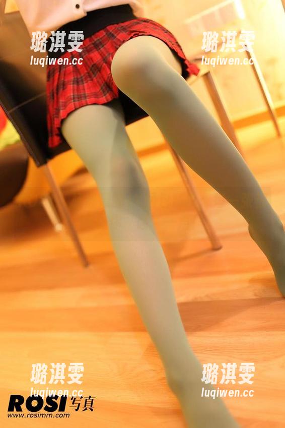 ROSI - 杨晨晨的JK图包精选：每一张都能让你‘哇’一声！