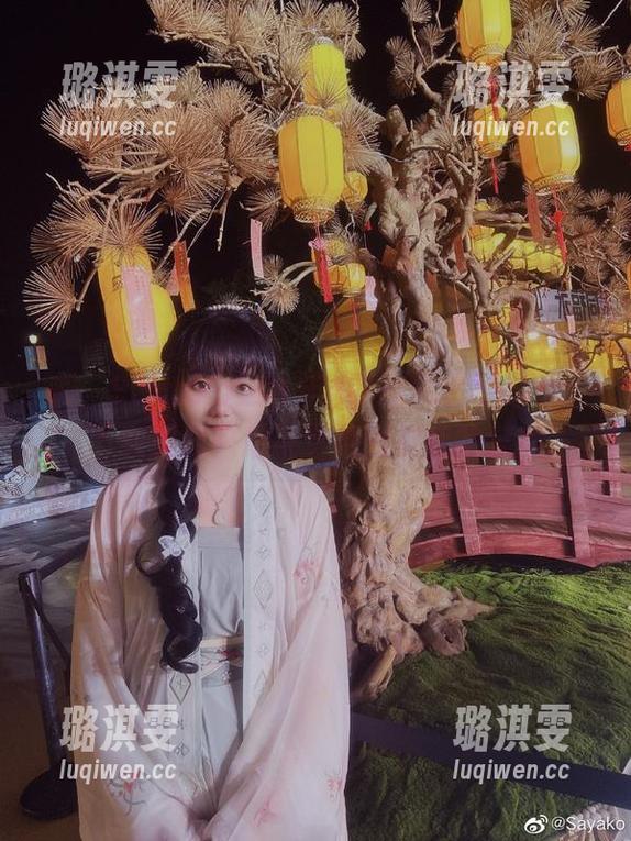 哦，Sayako＿今年4岁的死库水cos，下载时我只想说这绝对是我的菜！