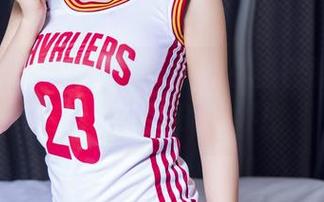 TouTiao头条女神 – 学姐小热巴的美图资源，刷新你的眼界！
