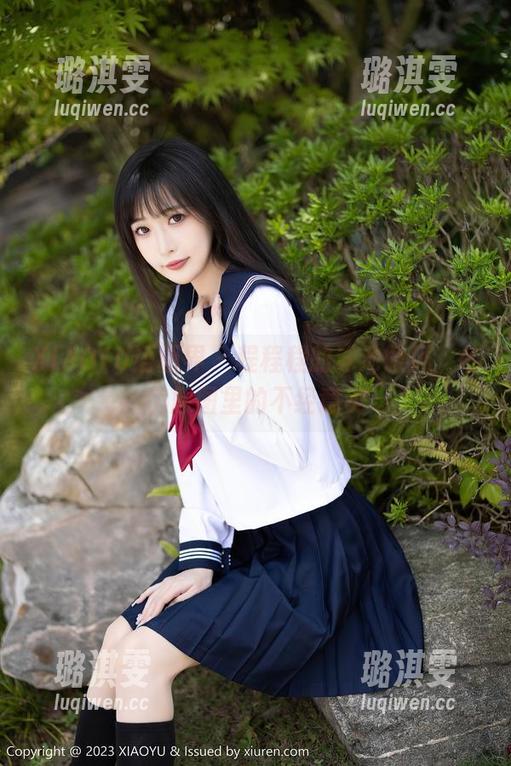 XIAOYU语画界 - 程程程的泳池微风，私房原图里的不经意美