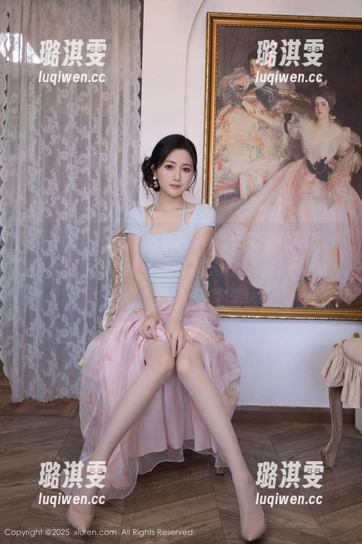 Xiuren秀人网-Elise谭晓彤 Xiuren秀人网 - Elise谭晓彤的皮衣私拍,让我觉得自己应该去买一件皮衣,不为别的,就为那种气场!