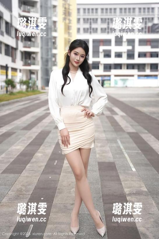 Xiuren秀人网 - 沐沐baby护士作品集：看她如何征服镜头和你的心，快来下载吧！