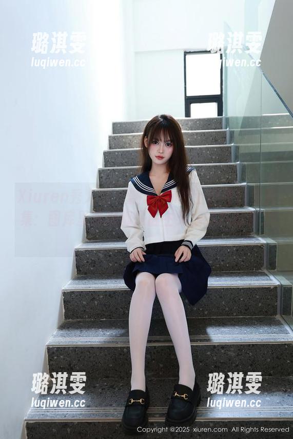 Xiuren秀人网 - 糯米nm护士的奇妙写真集：图库里满满都是医生无法抗拒的魅力！