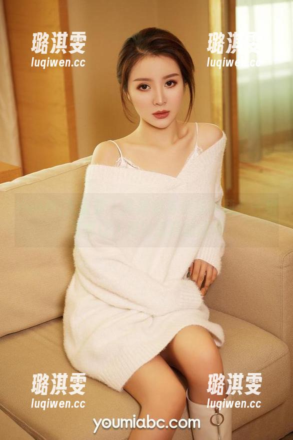 YouMi尤蜜荟-合法萝莉 YouMi尤蜜荟 - 高跟鞋与合法萝莉:一组写真让人难以抵挡的风情