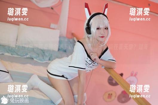 lovely呆玄连衣裙全集下载——谁说裙子只能在夏天穿？过冬也有它的魅力！