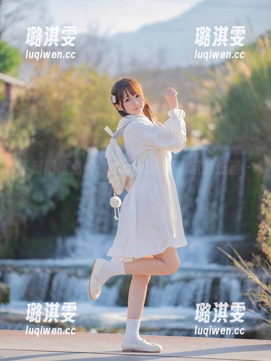 福利图集必看：nagesa魔物喵的长腿，真的是绝了！