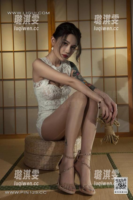 丽柜 - 万圣节私拍：菲菲居然能把鬼魅拍得这么好看？