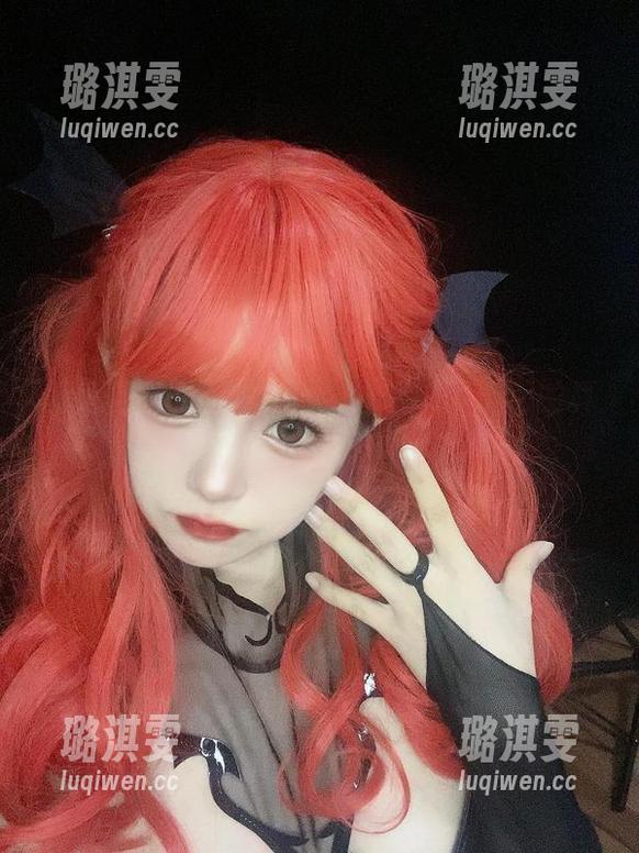 倦倦喵女同事图包，看看她们下班后的真实一面！