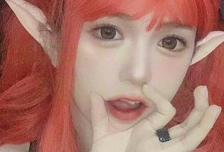 倦倦喵的新鲜美图更新，吉他妹妹的优雅，真是让人心跳加速！