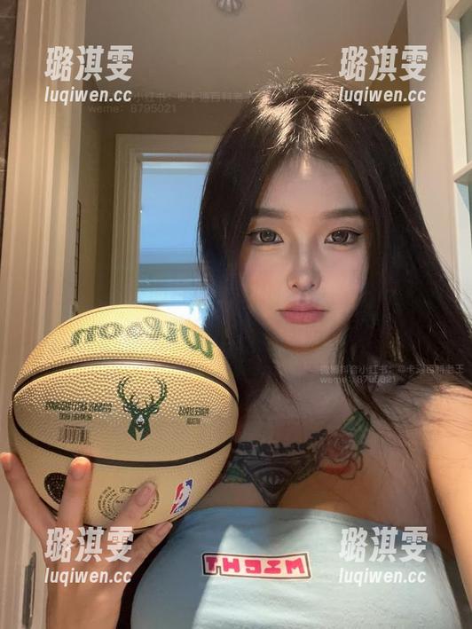 微密圈 - 卡通百科老王的水手服在线了，让你一秒入海的图片！