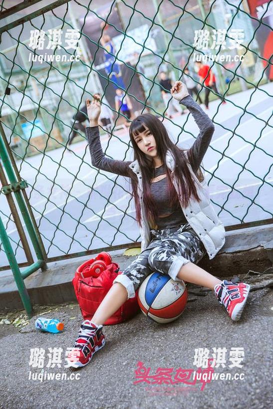 头条女神-琳琳 头条女神 - 琳琳花漾少女全集:看完就想当花婆婆!