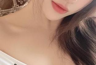 微密圈 – 奶宝妹纸新图集上线：黑色内衣与阳光的秘密对话！