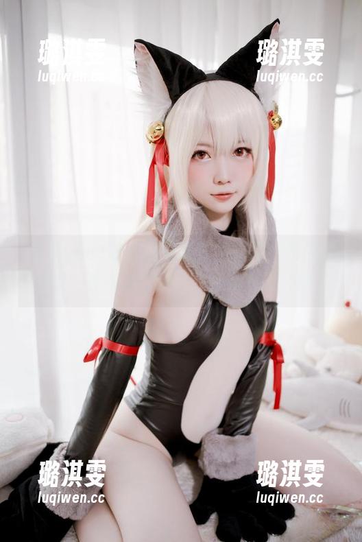 妖少you1带来的最新旗袍作品：不仅仅是一件衣服，还是一种迷人的气息