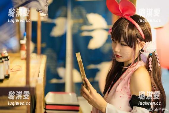 小仓千代w的网盘大揭秘：白色写真引发的无限遐想