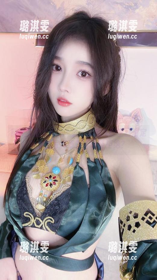 小小奶瓶儿 精灵的催眠术——小小奶瓶儿的生日限定仙女兔写真资源,谁能拒绝?
