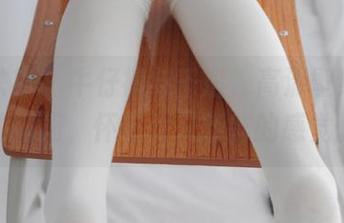 少女秩序 – 牛仔裤与千澄，高清壁纸凝聚的瞬间，怀旧而又新鲜的感觉。