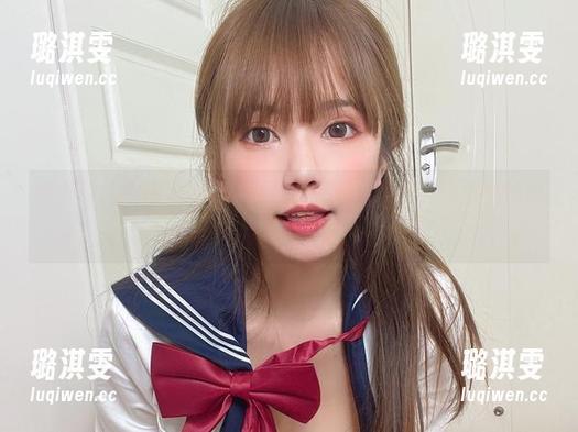 微密圈 - 原图大揭秘，张思允三亚晒内衣，风浪中她的身影竟如此迷人