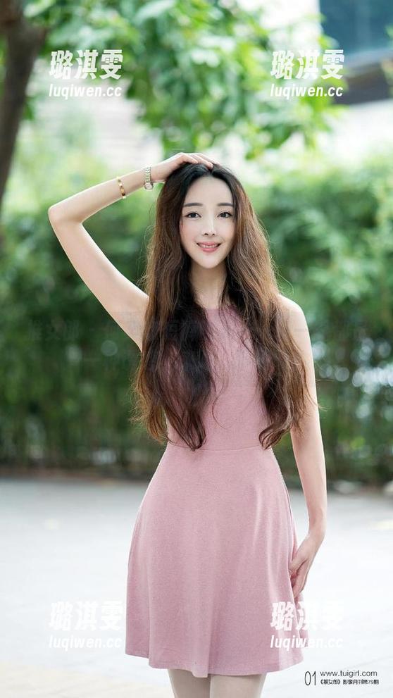 推女郎 - 何奕恋短裤时光——每一帧都是一种诱惑，来吧，下载吧！