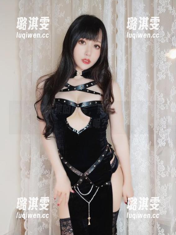 探秘木之本果的图库，黑色内衣背后都藏着什么呢？