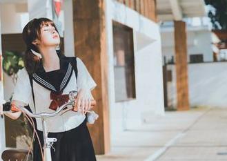河豚抚子的夏日比基尼福利派对，作品就像盛夏阳光！