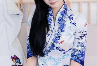 物恋传媒 – “苏贝的长腿，你绝对没见过的拍法！”——来看看她的写真作品集吧，快！