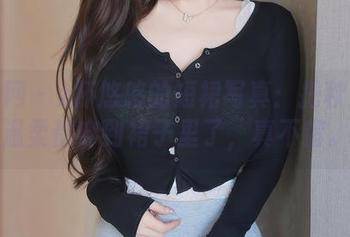 秀人网 – z杯悠悠的短裙写真：把秋天的温柔都穿到裙子里了，真不错。