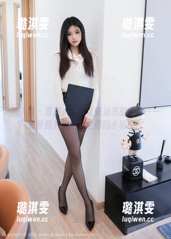 秀人网-夏旖诺 秀人网 - 夏旖诺带你领略油亮的世界——那些图片和原图之间的小秘密!