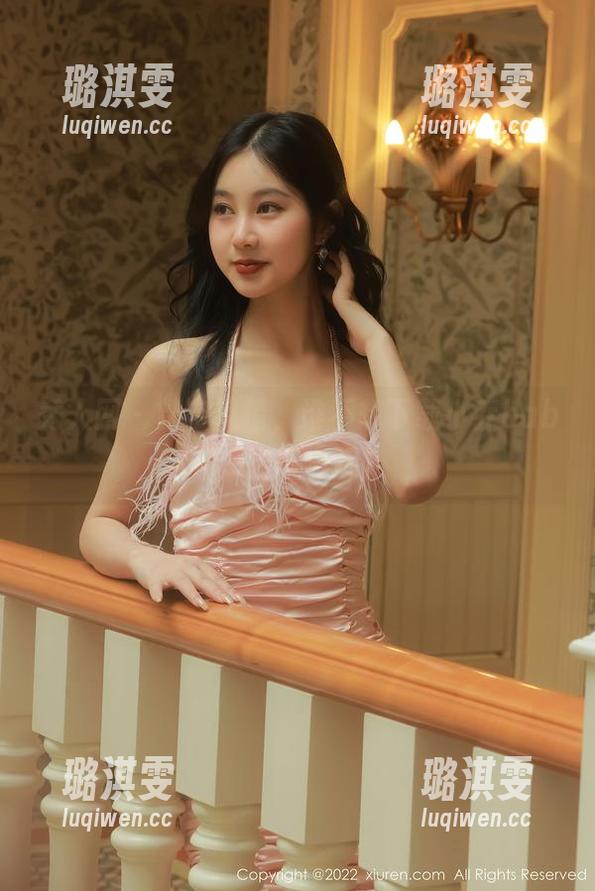 秀人网-小乔babyb 秀人网 - 镂空风情,谁不想下载小乔babyb的写真呢?