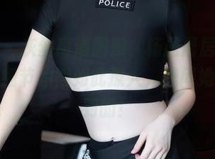 秀人网 – 灰丝高清图册，杨晨晨居然能把简单的细节拍得如此撩人，想问她怎么做到的！