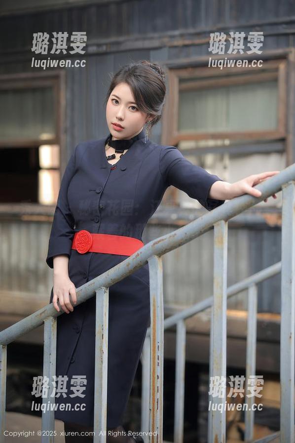 秀人网-江真真 秀人网 - 秘密花园:江真真的写真作品,藏着的那些小秘密