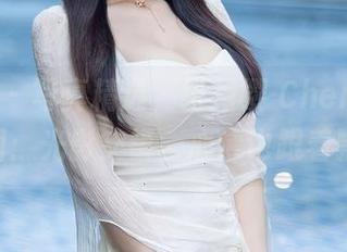 秀人网 – 写真精选，绯月樱-Cherry的JK氛围：光影交错，心情也跟着飘了。
