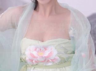秀人网 – 与邹晶晶女王共享秘密图库：你敢来看看她的探险之旅吗？