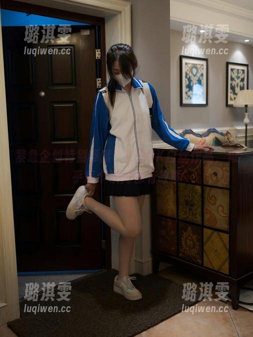 紧急企划特别奉献：在线JK白丝作品，似乎每个瞬间都有故事