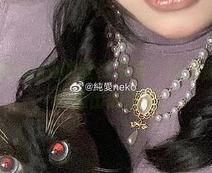 追寻纯爱neko的丝袜写真：精选那些不小心溢出的浪漫