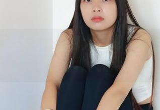 绮梦摄影 – 福利图包大揭秘：秋月在浴室的万种风情