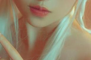 胡桃喵全集大揭秘：这女仆吸血姬为什么舔唇？原图藏着什么秘密？