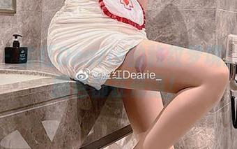 微密圈 – 脸红Dearie的豹纹梦境：原图和图包都在低语！
