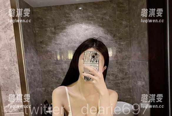 微密圈 - 走进脸红Dearie的世界：网袜套图，温柔又撩人