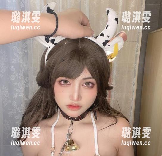 芊川一笑MNK 芊川一笑MNK最新写真合集:紫式部,别怪我直勾勾盯着看!