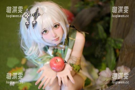 莱可Raika的丝袜写真集：让人捧腹的‘美’与‘幽’不期而遇！