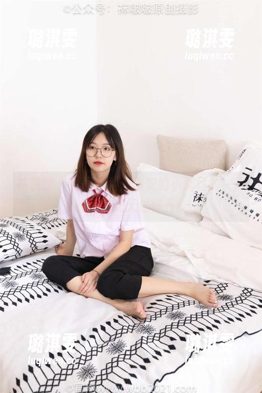 袜啵啵 - 原图特供：小安的小腿丝袜，真的是目光无法移开！