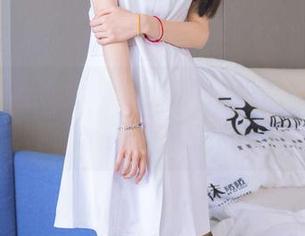 袜啵啵 – 来吧，踏上泡芙的板鞋旅程：最新作品集完美呈现！